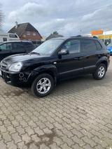 Hyundai TUCSON 2.0 Edition Plus 2WD Edition Plus - Hyundai TUCSON: Edition Plus