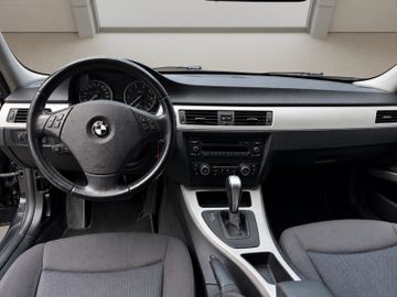 BMW 318 - 12