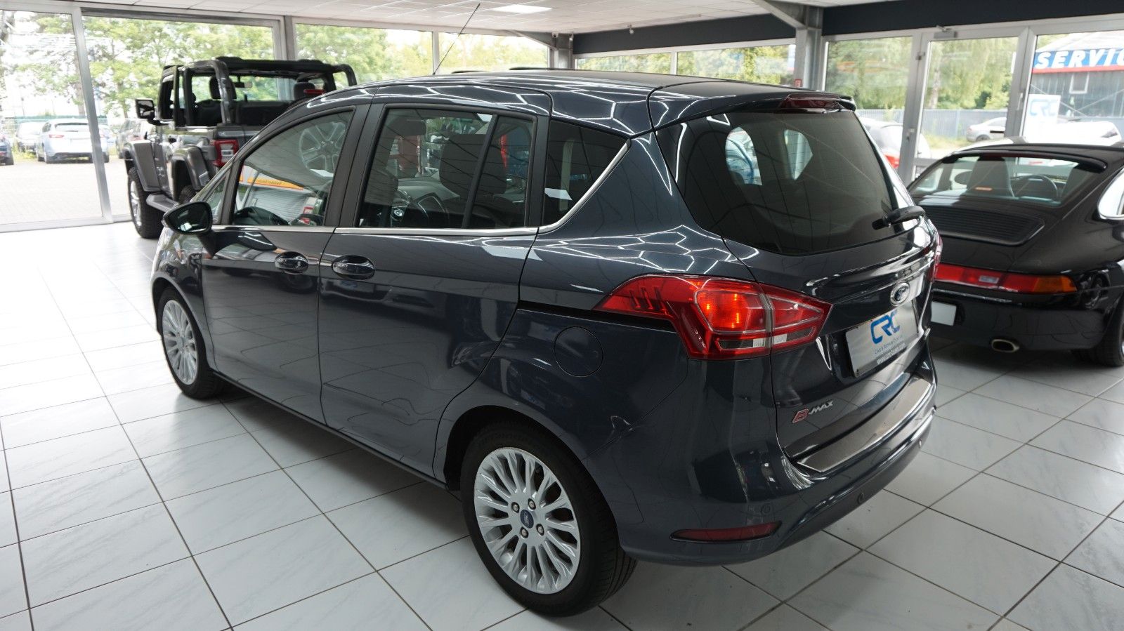 Fahrzeugabbildung Ford B-Max Titanium 4,9 Liter / 100 Km