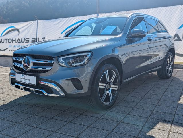 Mercedes-Benz GLC 300 e 4Matic*AHK*19Zoll*MBUX*LED*1.Hd.*235KW