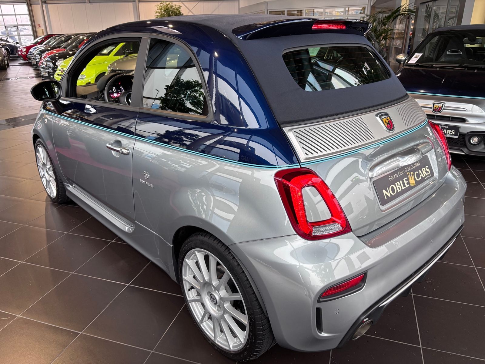Fahrzeugabbildung Abarth 695C  Rivale  XENON LEDER ALU