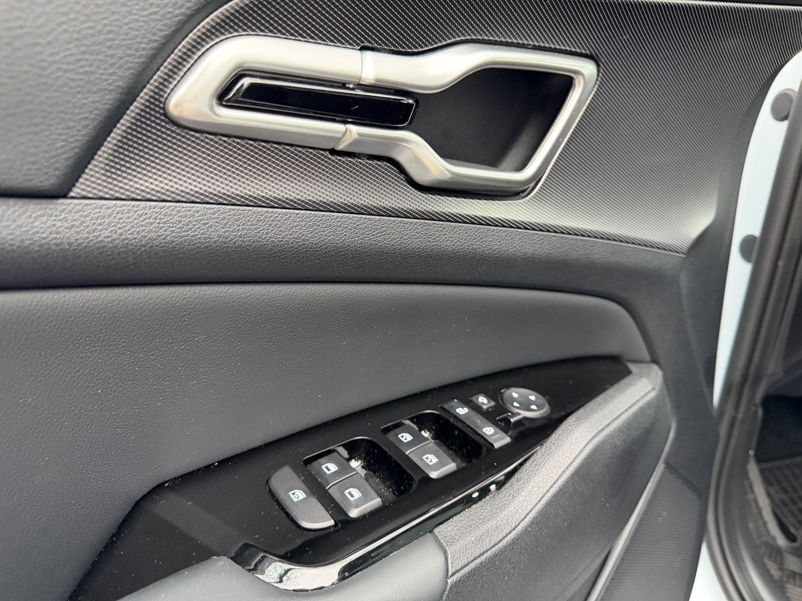 Fahrzeugabbildung Kia Sportage Hybrid*PANO*ACC*BILED*KAMERA*PDC*ALU