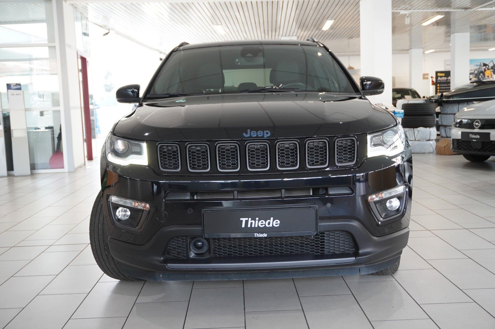 Fahrzeugabbildung Jeep Compass S 1.3T-GDI PHEV AWD SPORT NAVI/SH/KAMERA
