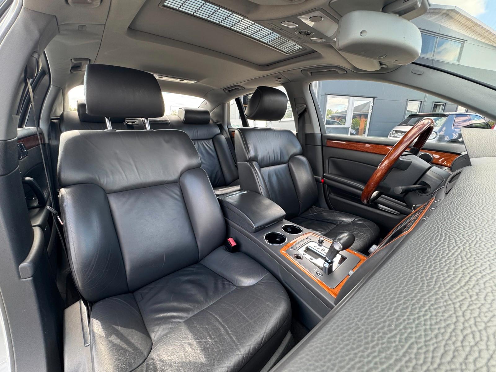 Volkswagen Phaeton 3.2 V6 SCHIEBEDACH SHZ NAVI XENON