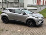 Toyota C-HR 1.8-l-VVTi Hybrid Team Deutschland 2. Hand - Toyota Gebrauchtwagen in Braunschweig