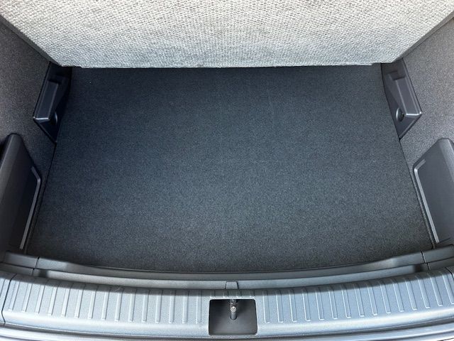 Karoq Sportline 4x4;ACC;AHK;KAMERA;EL HECK;,LED