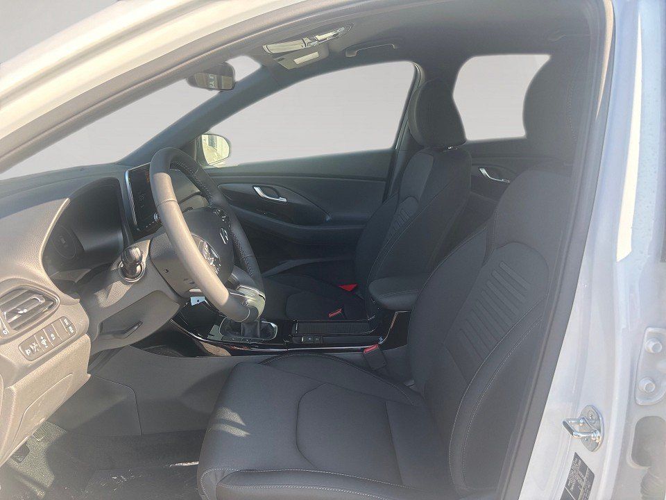 Fahrzeugabbildung Hyundai i30 1.0T 100PS ADVANTAGE