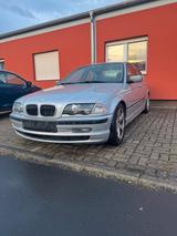 BMW E46 320i VFL - BMW 320 aus 2000: 320i E46