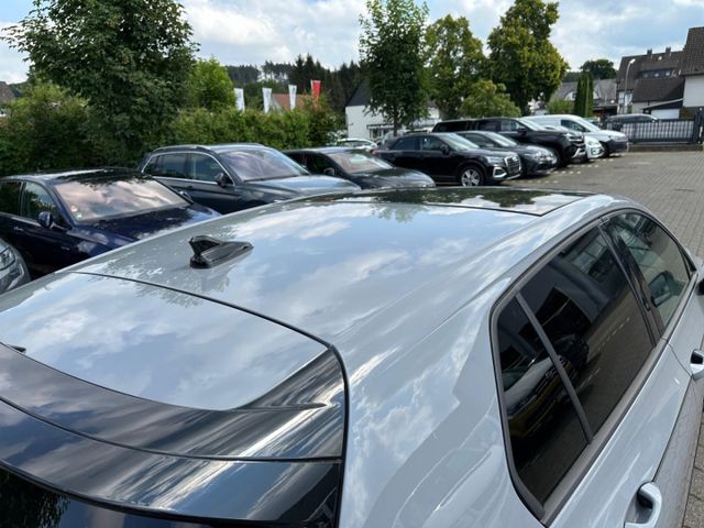 Golf VIII GTI Clubsport 2.0 TSI Panorama Navi LE