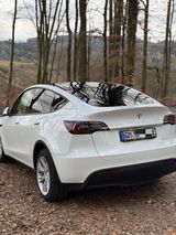 Tesla Model Y Long Range AWD - Tesla Jahreswagen