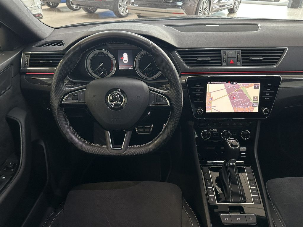 Skoda Superb Combi 2.0 TSI DSG SportLine DCC NAVI PANO foto 18
