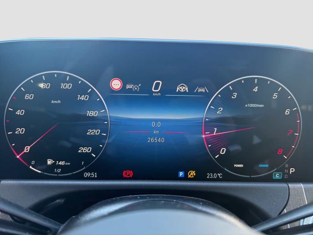 Fahrzeugabbildung Mercedes-Benz E 200 4MATIC Limousine AMG Line*HUD*Pano Dach