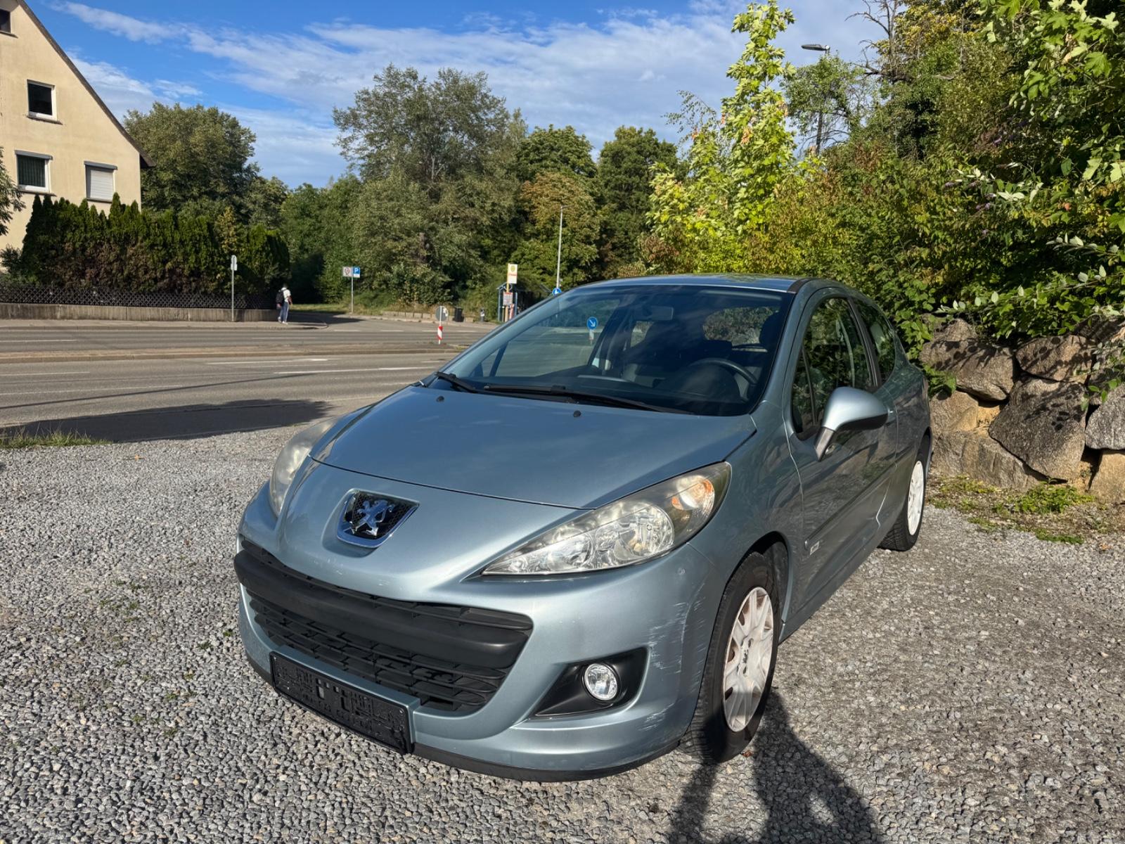 Peugeot 207 Filou Service neu, TÜV neu