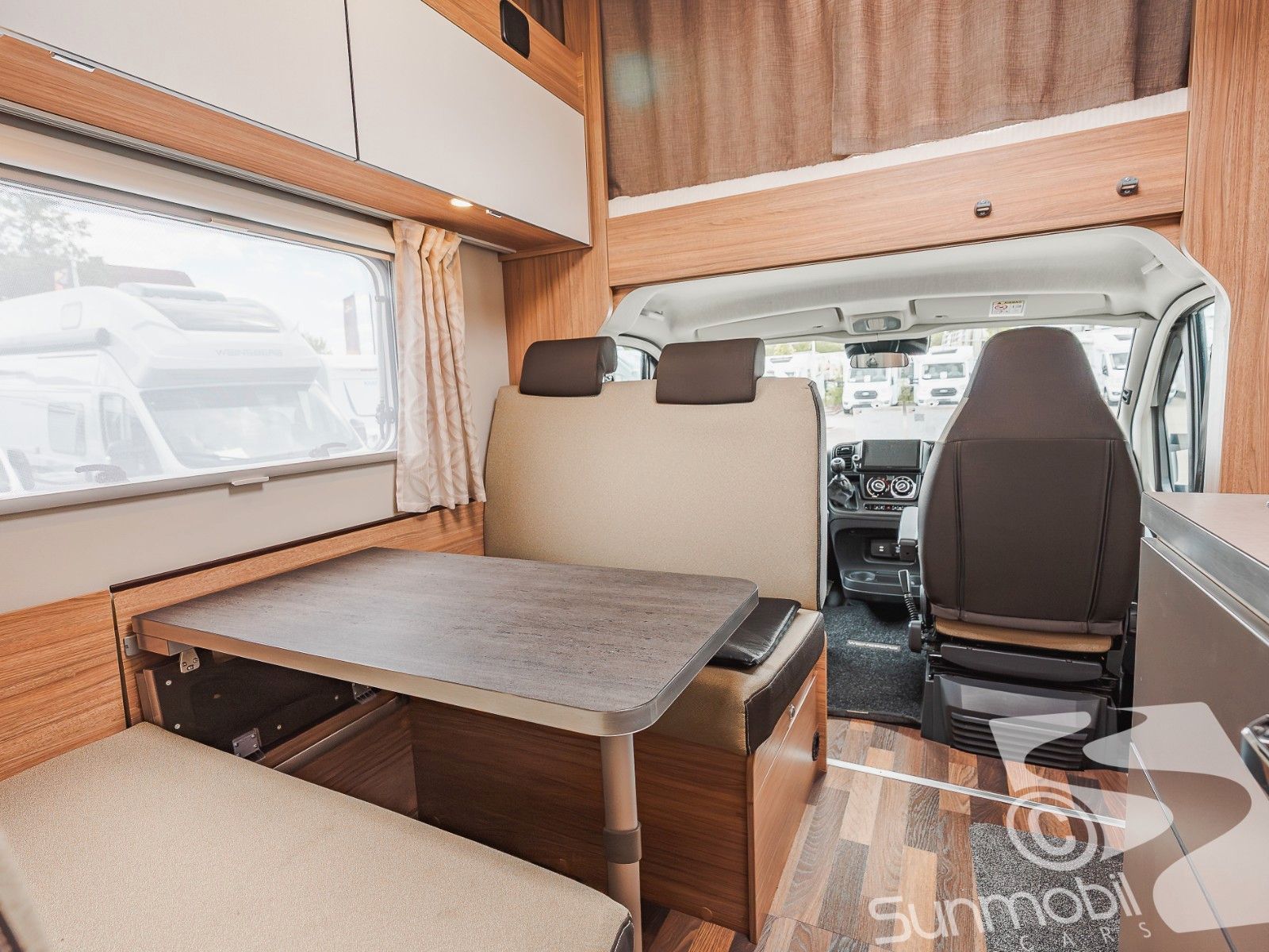 Fahrzeugabbildung Weinsberg CaraHome 650 DG Navi RFK Markise