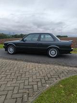 BMW 318 is
