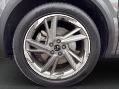 Fahrzeugabbildung DS Automobiles DS 7 1.6 E-Tense 225 Bastille +
