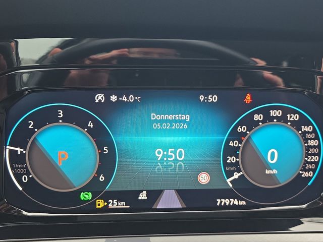 Golf VIII Variant Life