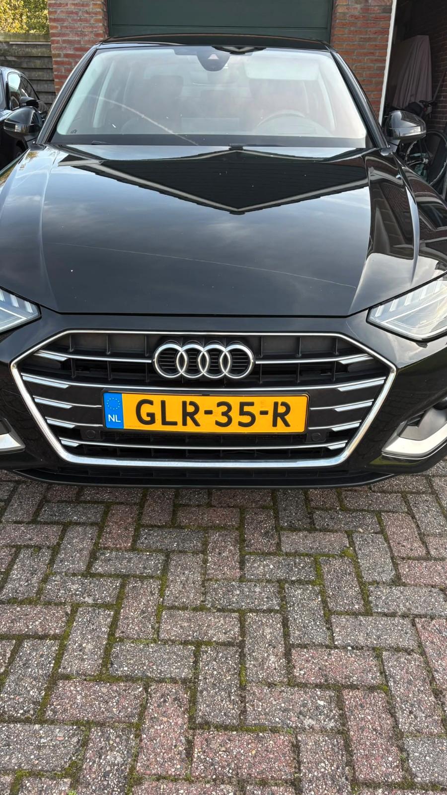 Audi A4 35 TDI S tronic -