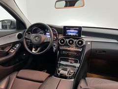 MERCEDES-BENZ C 200 CGI AVANTGARDE/ NUR 29.tKM / RENTNER/ MERCEDES-BENZ C 200 CGI AVANTGARDE/ NUR 29.tKM / RENTNER/