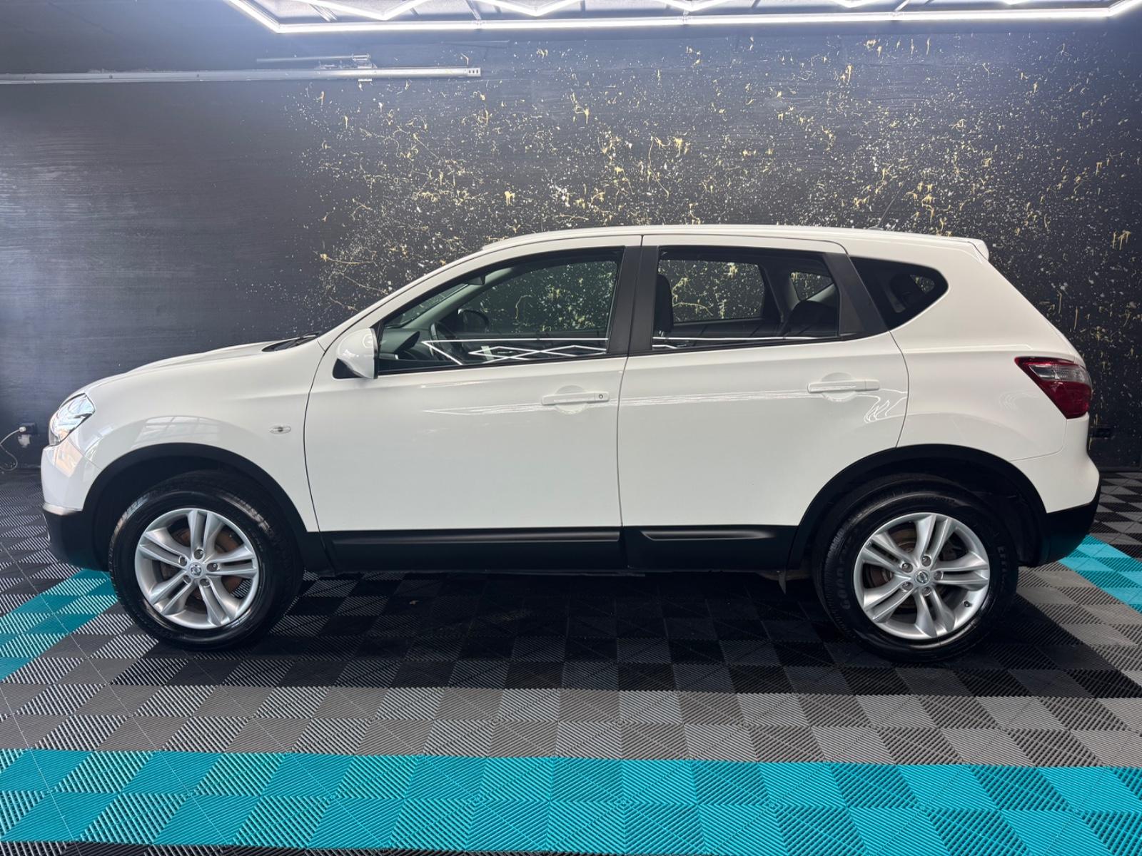 Nissan Qashqai Acenta 1HND/MULTILENK/AHK/TEM
