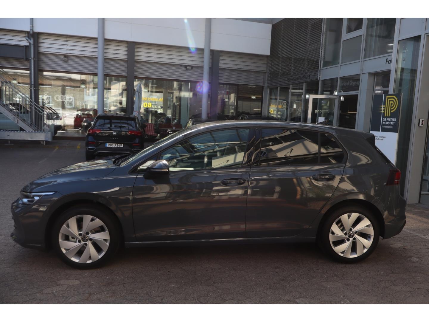 Volkswagen Golf VIII 1.5 eTSI DSG AHK Winterpaket RFK Side, миниатюра 8