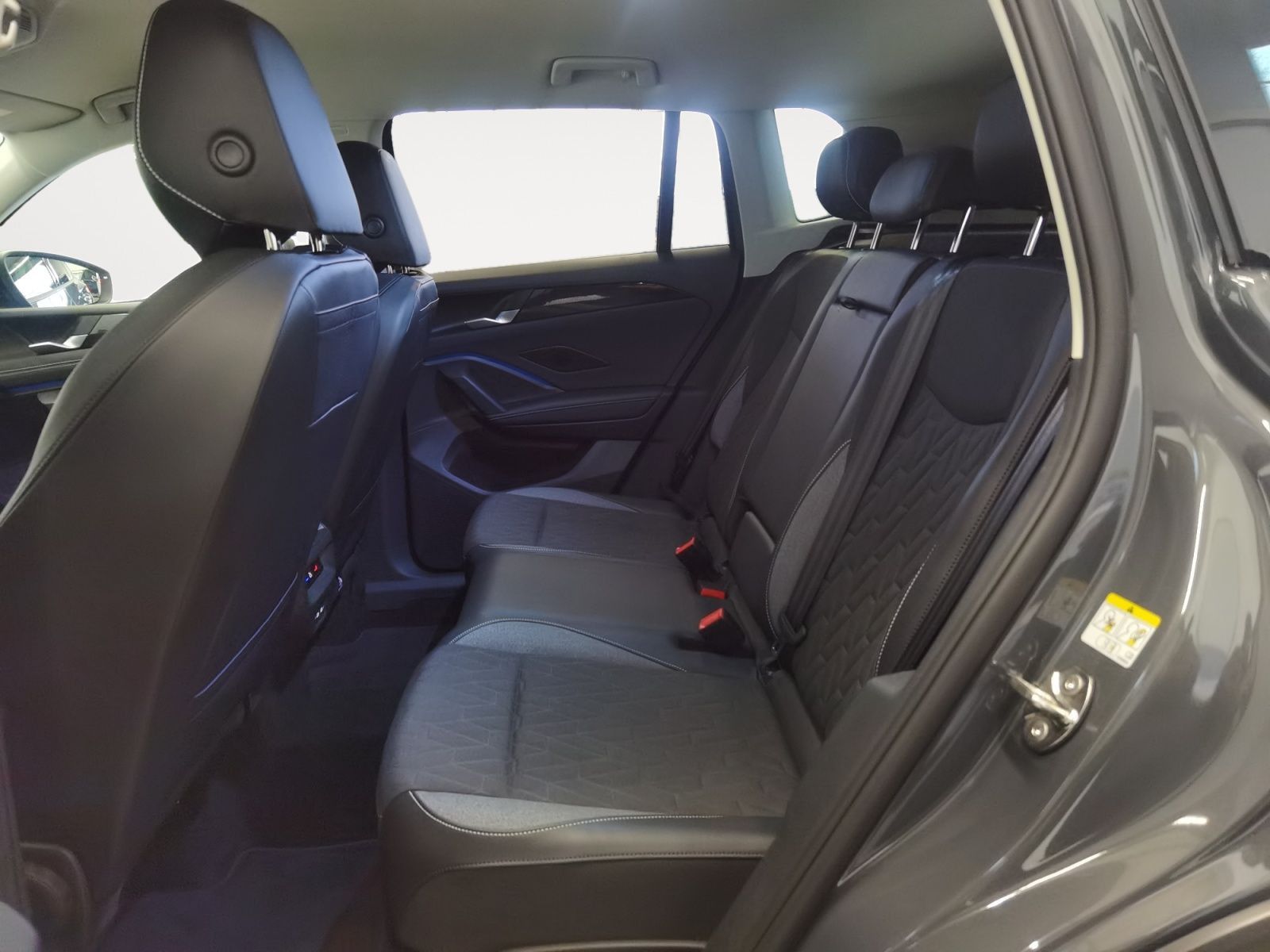 Volkswagen Tiguan - Bild 14