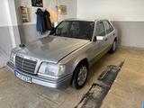 Mercedes-Benz Mercedes Benz w124 E200 M111 Oldtimer Zulassung  - Mercedes-Benz: Limousine, W111