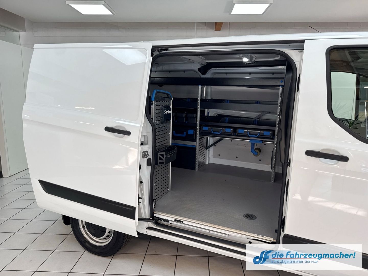 Fahrzeugabbildung Ford Transit Custom Kasten Werkstatt 280 L1 2.0 TDCi