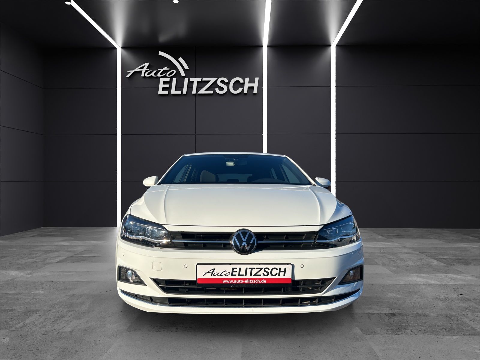 Fahrzeugabbildung Volkswagen Polo Highline TSI DSG LED ACC SH PDC Climatronic