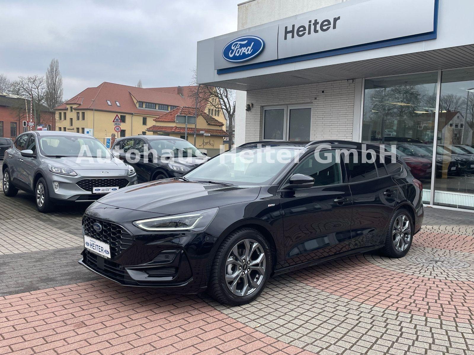 Ford Focus Automatik ST-Line X /155PS+Matrix+Pano+AHK