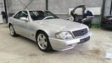 Mercedes-Benz SL 320 - Mercedes-Benz SL 320 mit Benzin-Antrieb