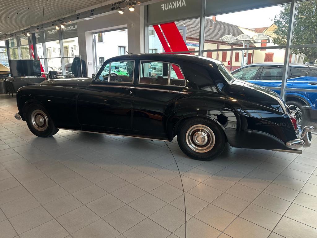 Rolls-Royce Silver Cloud