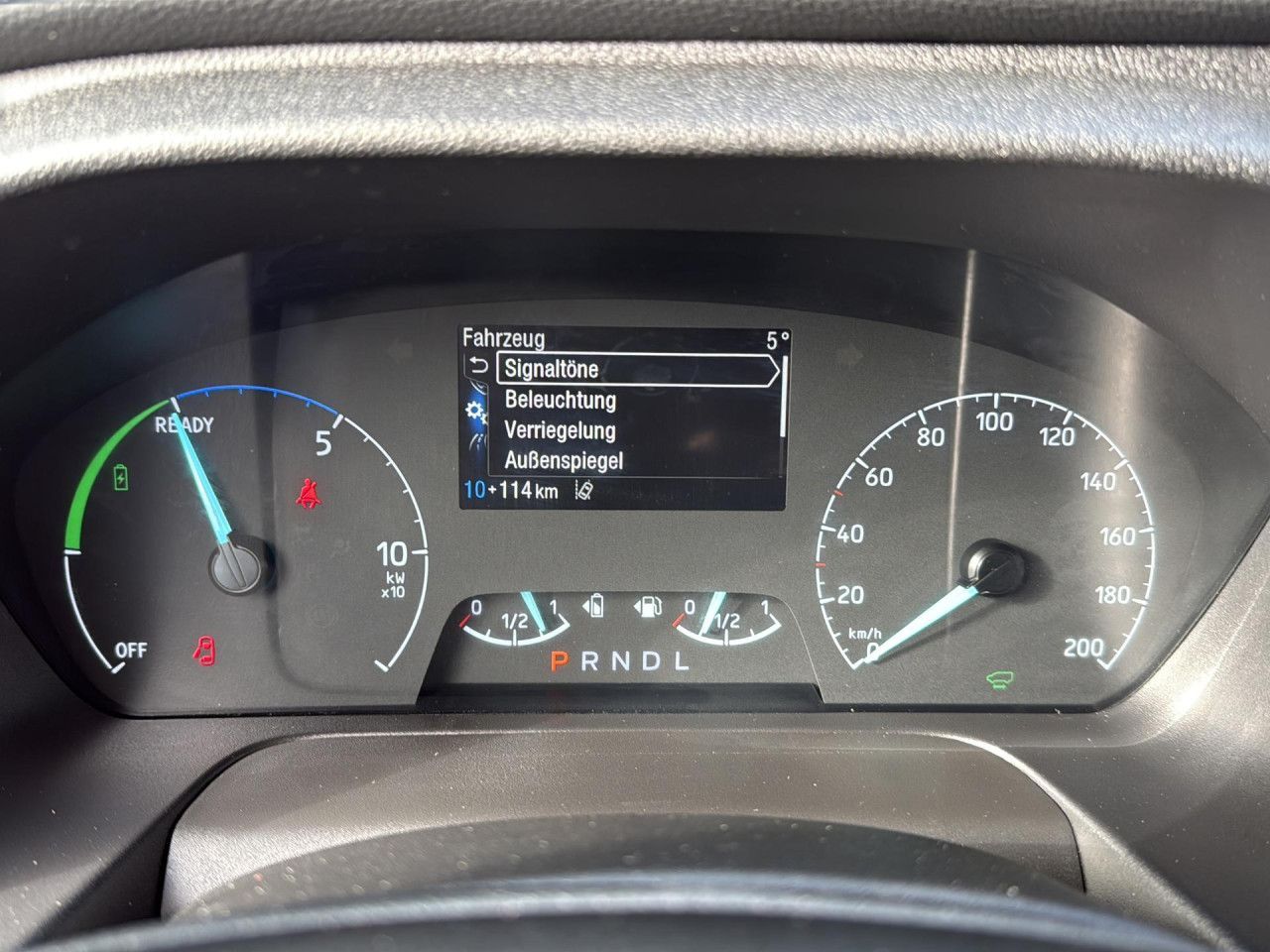 Ford Tourneo Custom - Bild 13