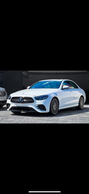 Image of Mercedes-Benz E 300