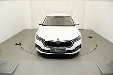 Skoda Octavia Combi Style 2.0 TDI DSG NAV PDC