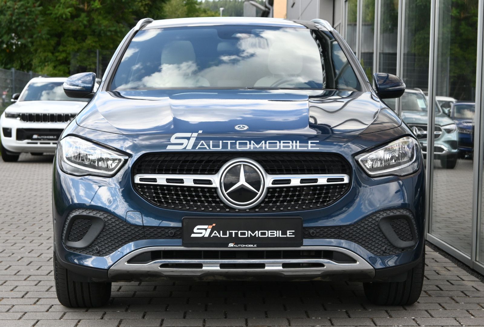 Fahrzeugabbildung Mercedes-Benz GLA 200 d 4MAT. Progressive °AHK°PANORAMA°