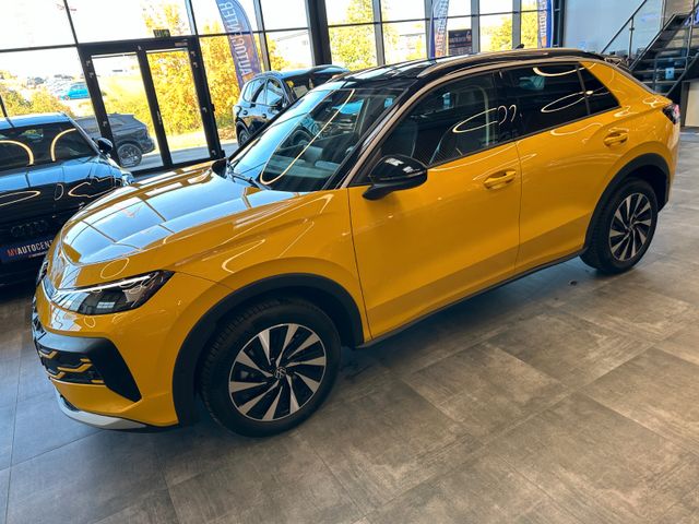 Volkswagen T-Roc *1.HAND*19%*LKHZ*ACC*CARPLAY*MASSAGE*CAM
