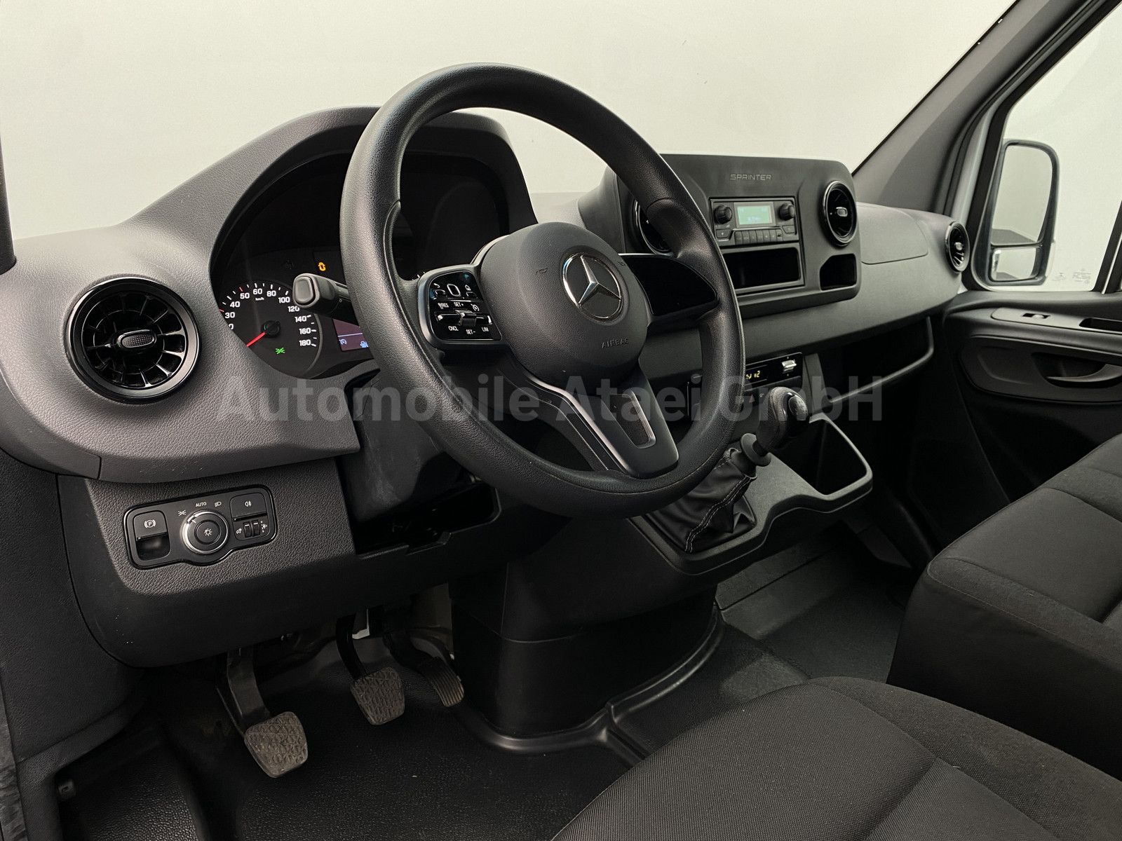 Fahrzeugabbildung Mercedes-Benz Sprinter 317 *MIXTO MAXI* 6-SITZE (9542)