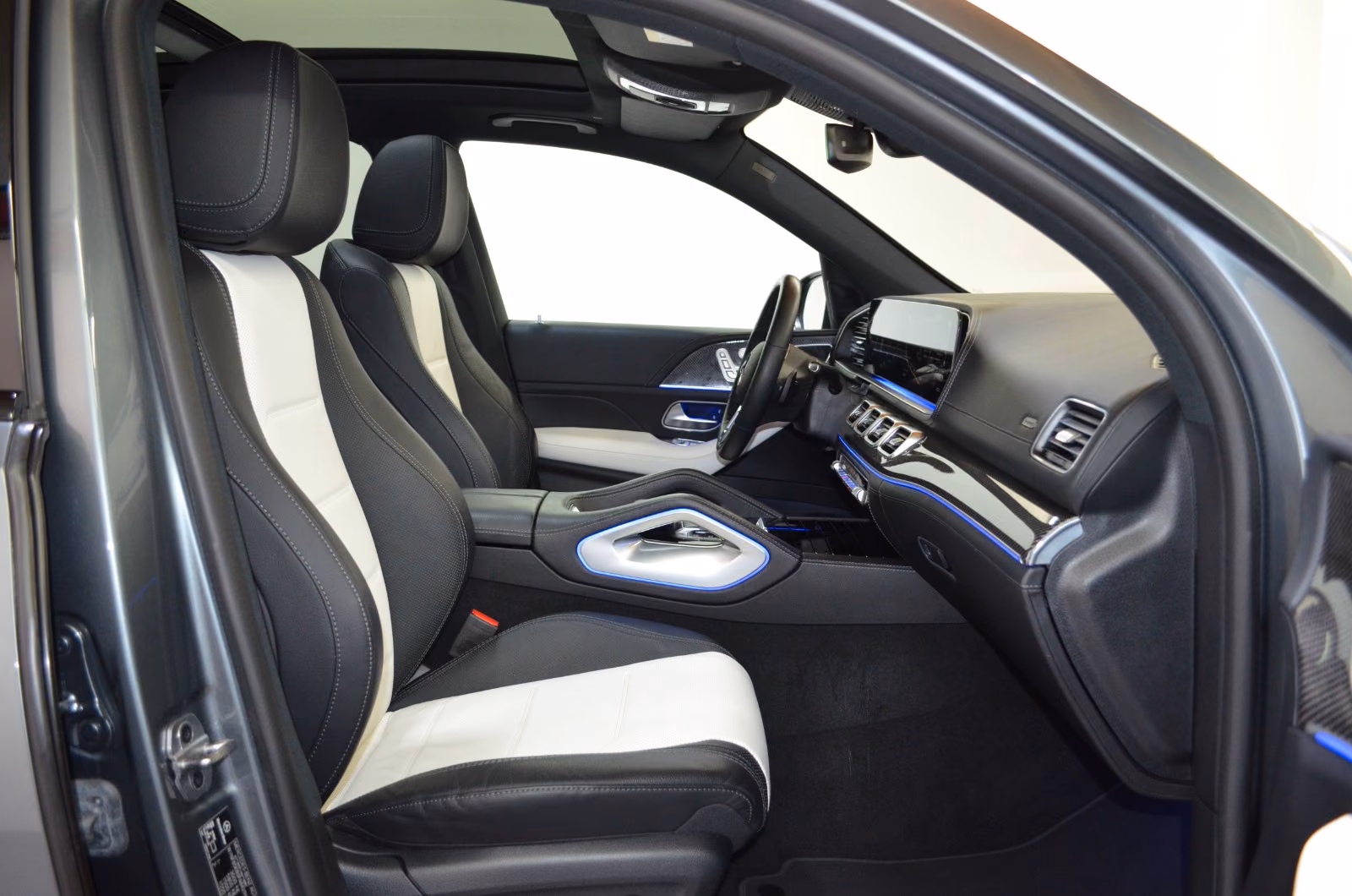 Mercedes-Benz GLE 450 4M AMG-LINE"DESGINO LEDER"PANO"STANDHZG"
