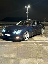 Mercedes-Benz Mercedes E500 Avantgarde,AMG Paket, 7g-tronic - Mercedes-Benz E 500 in Duisburg