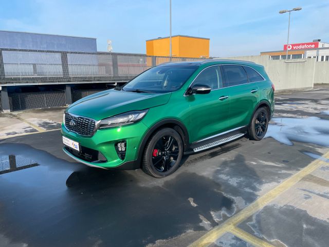 Kia Sorento 2.2 CRDi AWD GT Line/7Sitz/Pano/AHK/Navi