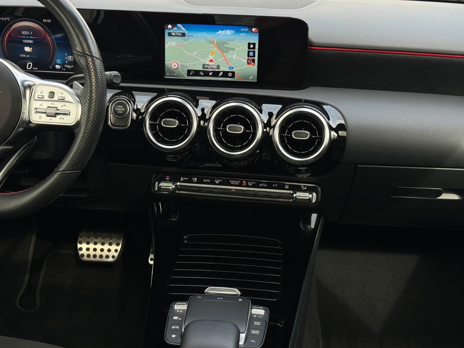 Mercedes-Benz A 250 e 8G-DCT AMG Line Night|LED|Panorama|Leder