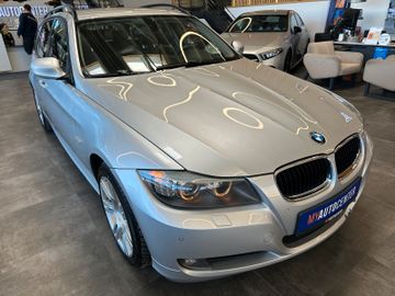 MYAUTOCENTER – Gebraucht- und Jahreswagen mit Werkstattservice in Pfaffenhofen BMW 320d Touring *Xenon*Leder*Automatik*AHK*