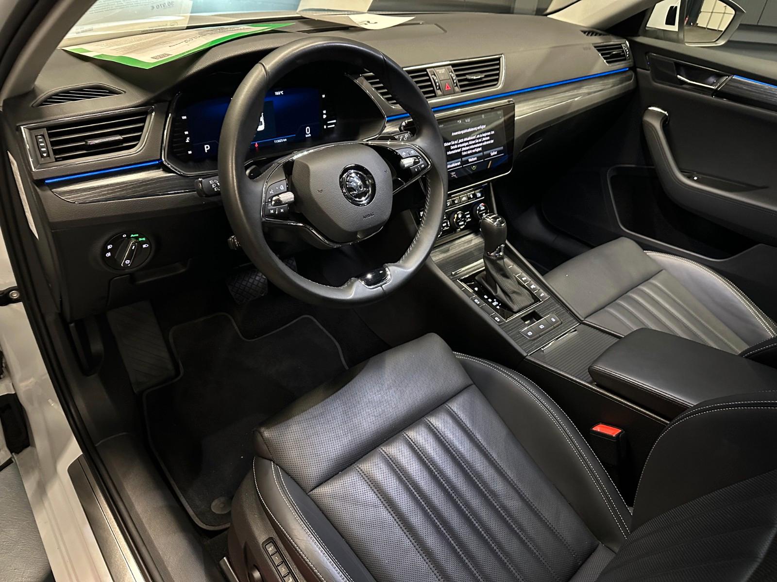 Skoda Superb Lim. Style 4x4 *PANORAMA*LEDER*360*19Zoll, миниатюра 17