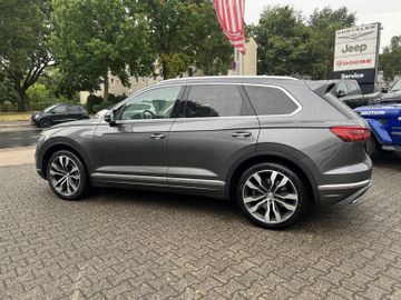 Volkswagen Touareg - 9