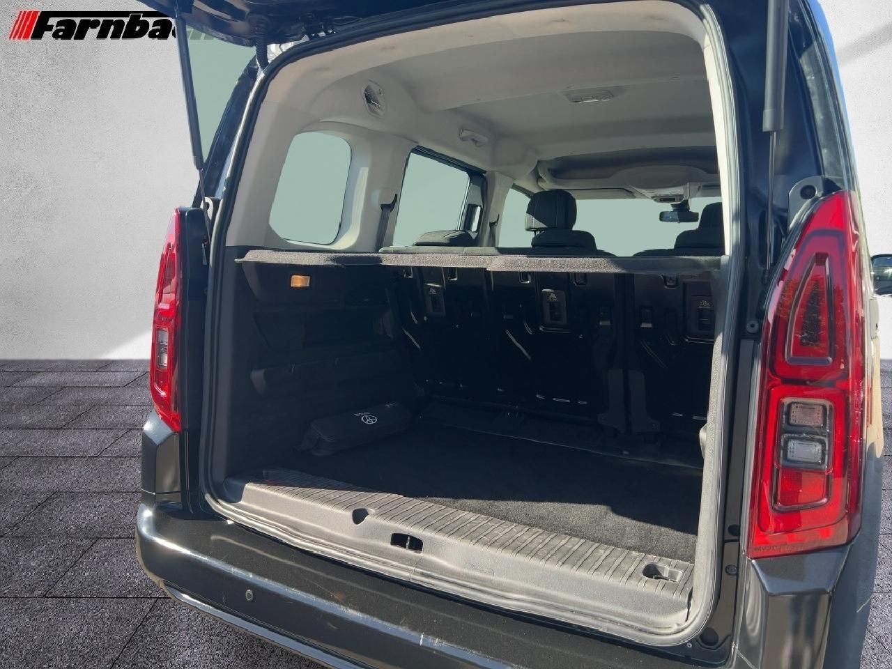 Fahrzeugabbildung Toyota Proace City Verso L1 Shuttle