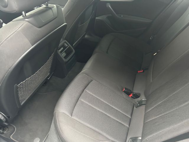 Fahrzeugabbildung Audi A4 Avant +Navi+Xenon+PDC+SHZ+LM Allwetter+BT