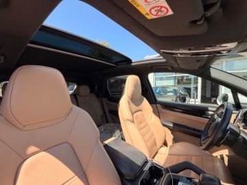 Porsche Cayenne - 9