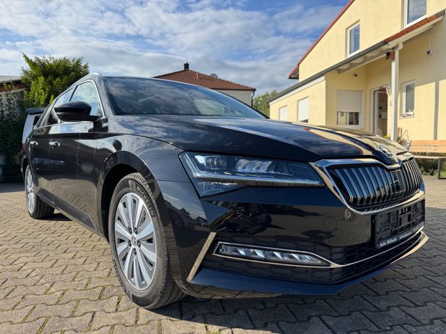 Skoda Superb Combi Style iV AHK Pano Matrix DCC Kessy