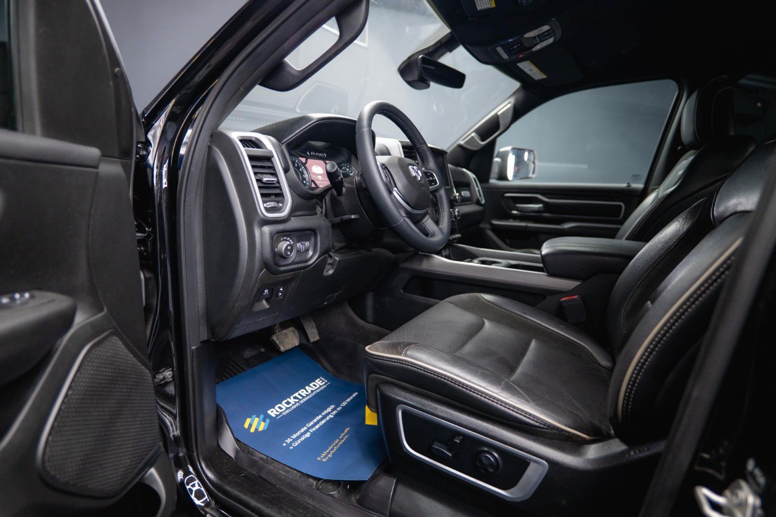 Fahrzeugabbildung Dodge RAM 5.7 V8 HEMI 4x4 Night LARAMIE LONGBED 19%